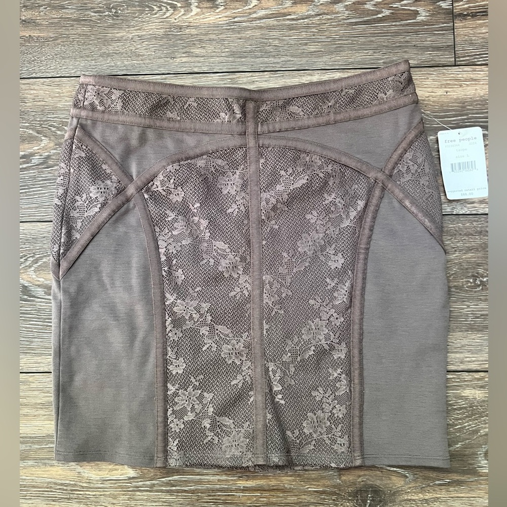 Free People Taupe Lace Skirt; Size Large